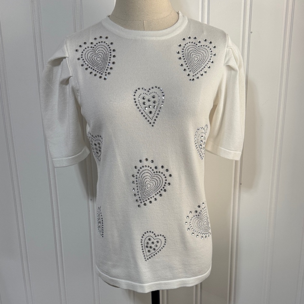 NWT Madison Elbow Sleeve Rhinestone Heart White Pull Over Sweater size M